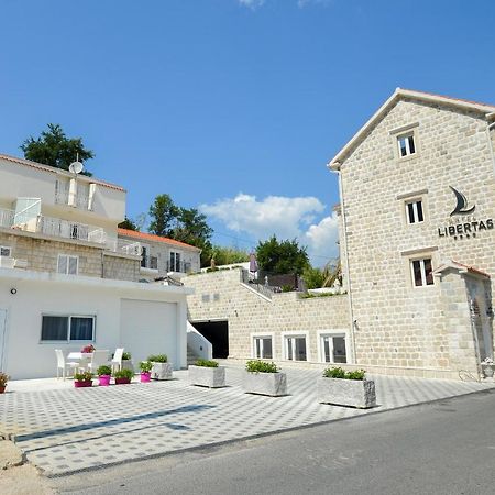 Seafront Apartment Vujovic Prčanj エクステリア 写真