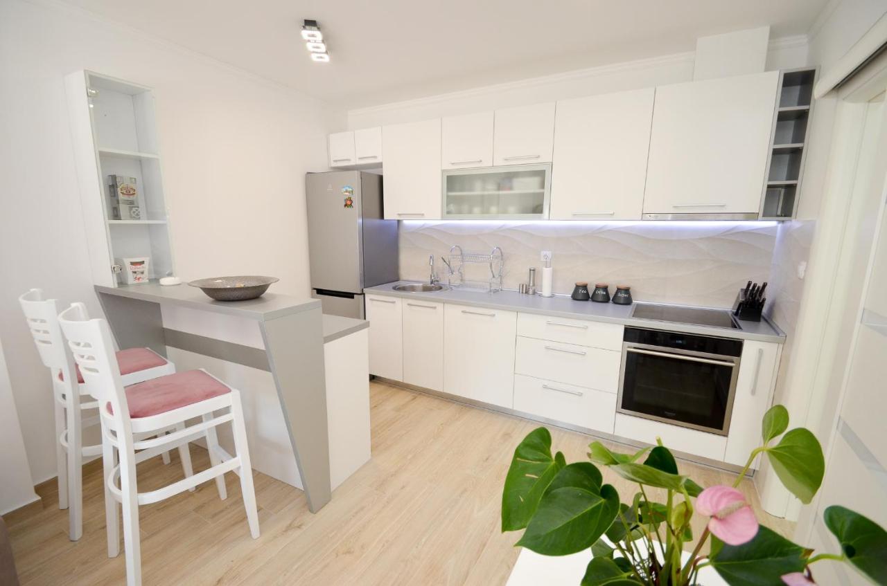 Seafront Apartment Vujovic Prčanj エクステリア 写真