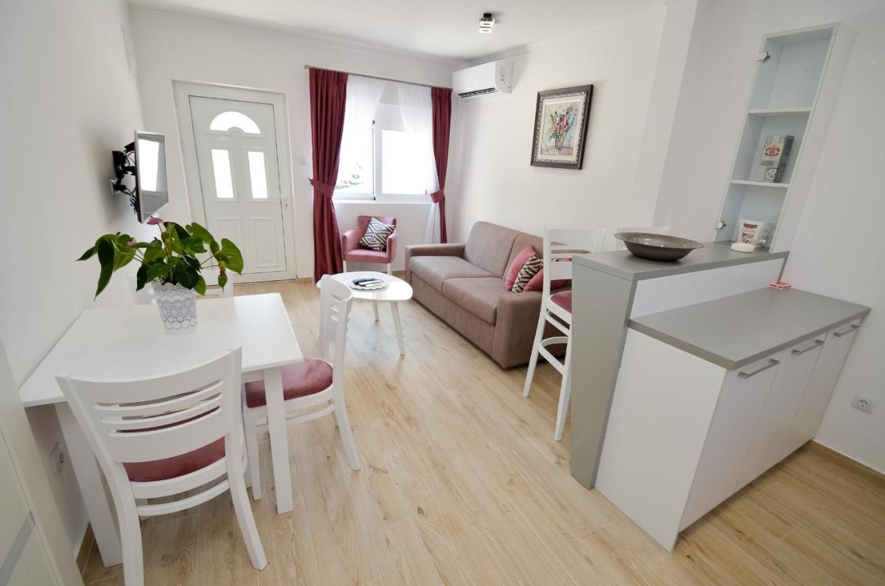 Seafront Apartment Vujovic Prčanj エクステリア 写真