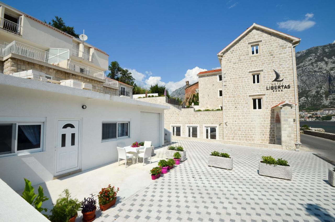 Seafront Apartment Vujovic Prčanj エクステリア 写真